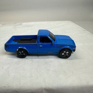 Hot Wheels Datsun 620‎ Blue Pickup Truck Diecast 1:64 HW City 2013 Mattel